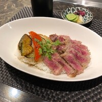鉄板彩菜やまぐち - 丼接写