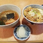 Sakaiya Soubee - カツ丼と小そば