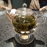 イチリン ハナレ - ３人とも烏龍茶をお願いしました