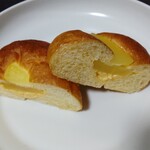 Cafe ふうらい - 林檎クリームパン