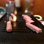 焼肉 かっぱ梶岡 - ハネシタ焼き焼き風景 2回戦目