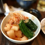 焼肉 かっぱ梶岡 - キムチ盛合せ