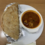 南インド料理 マハラニ - C.カレーパラタセット（チキンチェティナード Very×３ Hot）《テイクアウト》