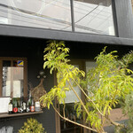 O2 - 入り口辺り