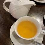 サンニコラ - 本日の紅茶・ダージリン。680円+税