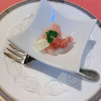 レストラン八間蔵 - 生ハムとチーズ