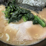横濱家系ラーメン 勝鬨家 - 