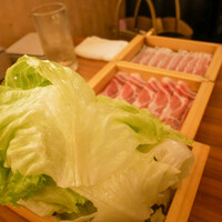 しゃぶしゃぶ・創作料理居酒屋 豚吟 栄店 - 