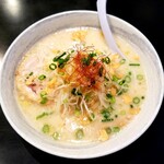 らーめん 謙正 - 料理写真:にんにくとねぎらーめん塩 900円