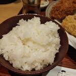 とんかつ けい太 - ご飯 美味しかった♪   でも…これで大盛り？  もっとよこせ！