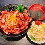 香蘭 - ローストビーフ丼大盛り