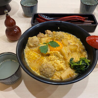 やきとり お㐂樂 人形町店 - 季節の親子丼つくねと筍