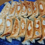 ハマトミ食品 - 料理写真:横浜餃子（大）