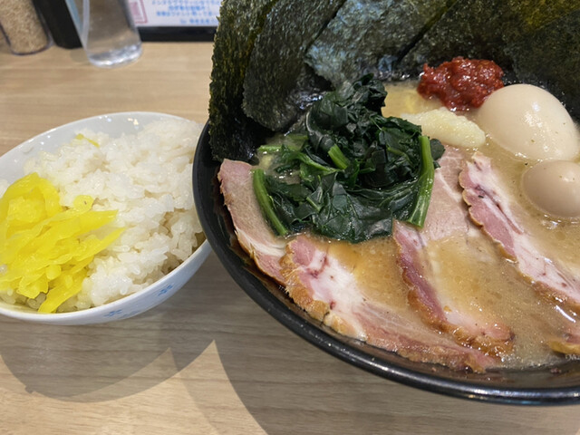 横濱家系ラーメン 海老名家 海老名 ラーメン 食べログ 横濱家系ラーメン 海老名家 海老名 ラーメン 食べログ