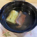 味乃しゅうか - 茄子とヒレのお吸い物