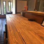 鳥幸 - 店舗　カウンター席