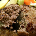 羅布乃瑠沙羅英慕　 春日部店 - ハンバーグ中身
