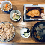 Tsubaki Shokudou - ブリの照り焼き定食