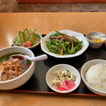 台湾料理 錦城 - 青椒肉絲定食、台湾ラーメン