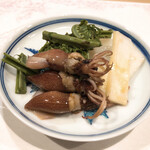 うを徳 - 長芋の炊いたもの、滑川のホタルイカ、こごみの出汁煮、うどの酢漬