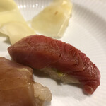 うを徳 - 勝浦本鮪赤身ヅケのにぎり