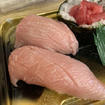 まぐろや黒銀 - トロのアップ