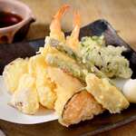 Assorted seasonal tempura