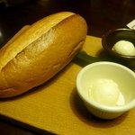オールド･スパゲティ･ファクトリー - パン　バターは２種類