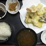 海鮮問屋仲見世 - 天婦羅定食（お昼）