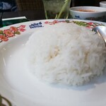 タイ国料理 ゲウチャイ - ランチカレーセット￥1,045