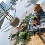 ピエール・ガニェール - 見た目も味も「和」なウェルカムフード