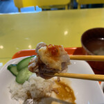 堀内チキンライス - チキンはしっとり