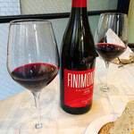 ペルケノー - シチリアのワインは適度な果実味でスムースな口当たり