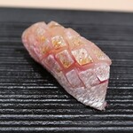 鮨 詠心 - 春子（カスゴ）