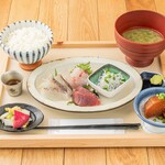 Shonan kamaage whitebait and sashimi set meal