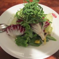 マーケットレストラン AGIO ルミネ横浜店 - AGIOメルカート野菜の新鮮サラダ