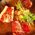 やきにく 金太郎 - 4種盛り合わせ