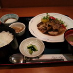 ぼん・くらーじゅ - 豚肉の煮込み定食