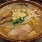 炙り味噌らーめん 麺匠 真武咲弥  - 炙り味噌らーめん（850円）