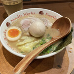 Noodle Works - チャーシューらーめん味玉トッピング