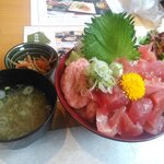 炙庵 とやま鮨 - 本マグロの中落ち丼