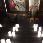 麺 紡木 - 地下店舗へと続く階段。