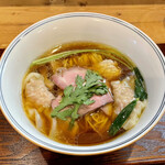 Ramen FeeL - わんたん入り醤油らぁ麺