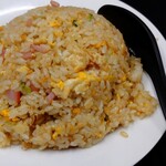 大東飯店 - チャーハン大盛