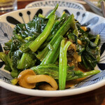 丸千葉 - れん草と牡蠣のバター炒め