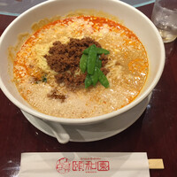 個室中華 頤和園 溜池山王店 - 