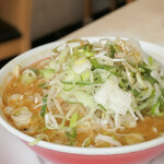味噌らーめんの店 しなり丸 - ネギラーメン　860円