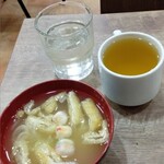 Hoteru Rafinato Sapporo - 味噌汁、ビネガードリンク、煎茶