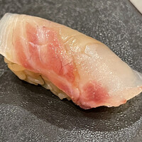 鮨 いつみ - 明石産 真鯛の昆布締め