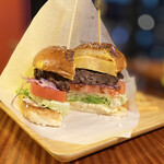 Burger Revolution Tokyo Wine & Bar - 